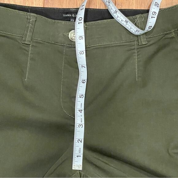 Violets & Roses Olive Green Mid Rise Ankle Pants size 8 - Picture 5 of 14